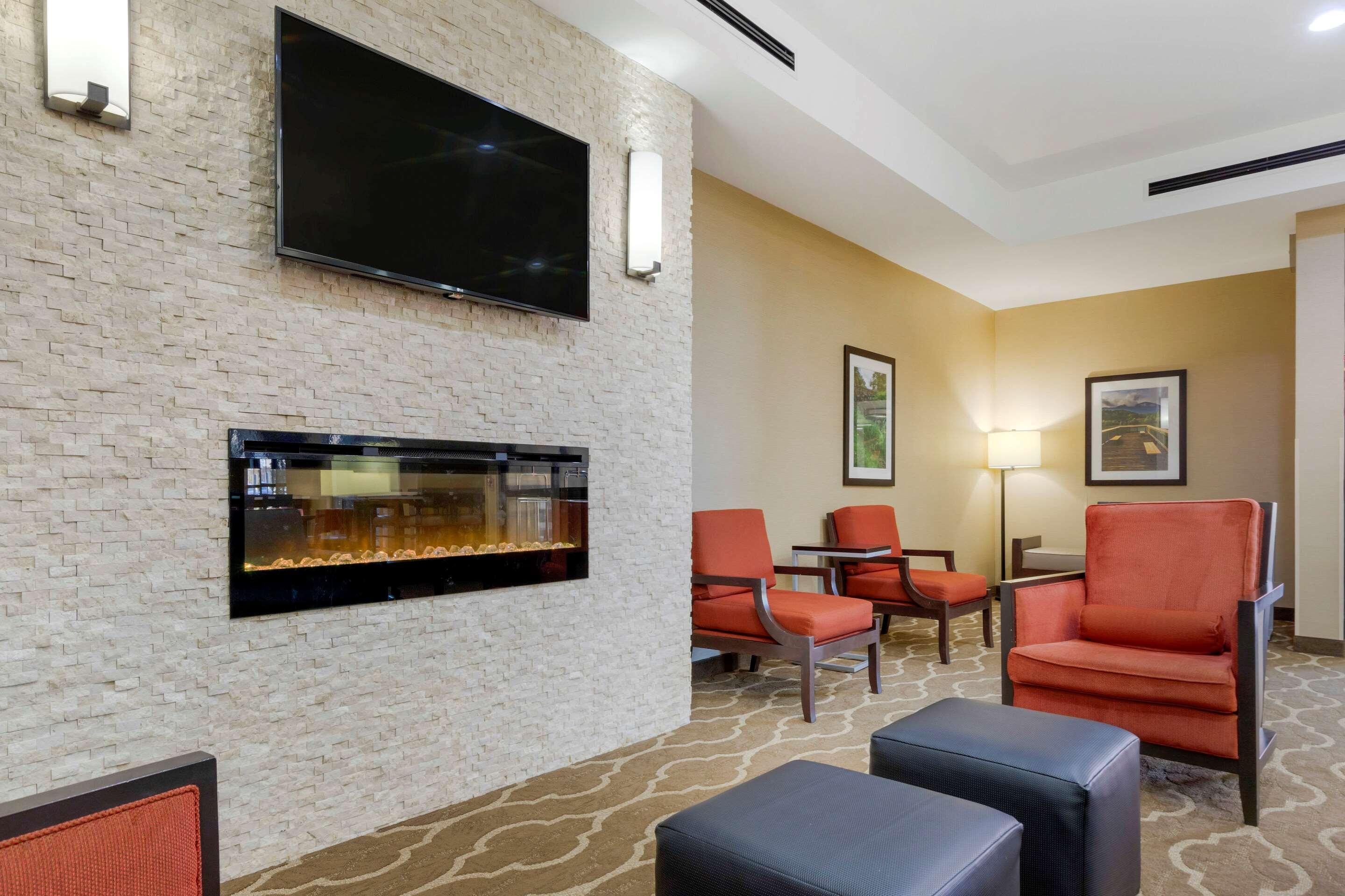 Comfort Suites Greenville South Piedmont Eksteriør billede