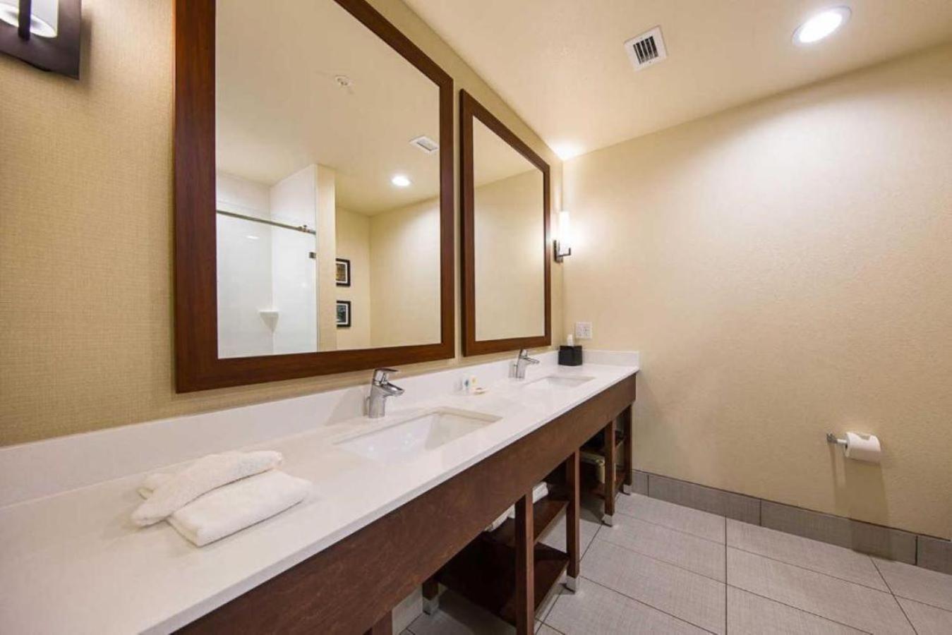 Comfort Suites Greenville South Piedmont Eksteriør billede